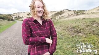 I'm a happy curvy blonde who loves to masturbate on the beach
