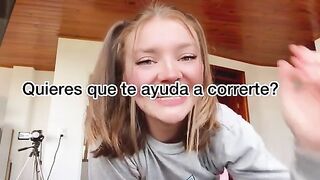 A Gringa with a big ass enjoys herself in Spanish, showcasing her huge booty
