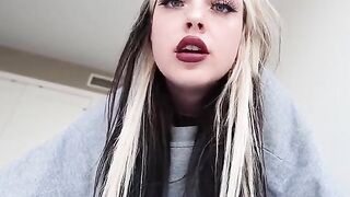 Girlfriend’s gentle domination JOI, a sensual and romantic experience