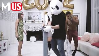 Violet Myers gets her fat ass smashed by Troy Francisco in a steamy Jerkaoke twist