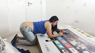 Fucking stepmom through a hole in a box, she thought it was dad