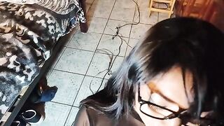 Model girl is fucking like a real professional