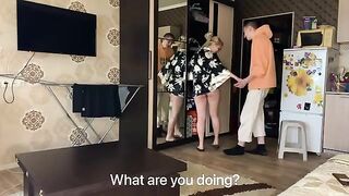 A young guy seduced a milf who didn’t wear panties