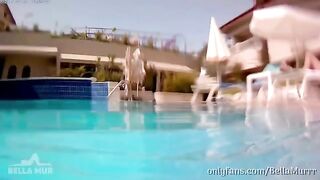 Babe fucks with a stranger on vacation, her husband doesn’t mind