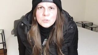 Hot Wisconsin accent action with Elle Hell’s ass worship and creampie finish