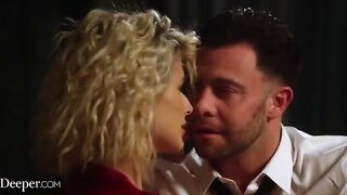 Jessie brings her look-alike for a hot threesome in a unique setup