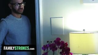 Stepdaughter Vanna Bardot pleases stepdad while stepmom’s in the room