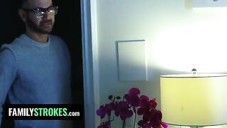 Stepdaughter Vanna Bardot pleases stepdad while stepmom’s in the room