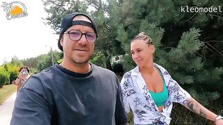 Two real couples are fucking in public, an unforgettable scene!