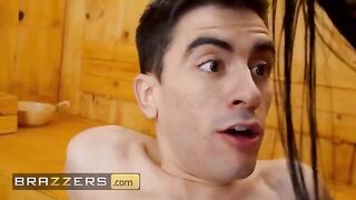 Blondie Fesser & Sara Retali catch peeping Jordi in sauna
