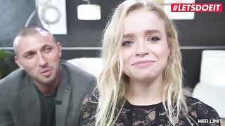 Flexible teen Alexa Flexy gets her asshole gapped hard