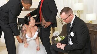The wedding of Payton Preslee turned into a wild threesome