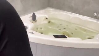 Babe, show me your hole! I want to see it!