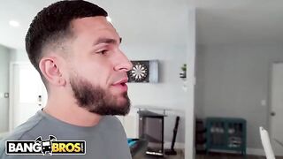 Couch warmer Peter Green with a obsession for PAWG ass