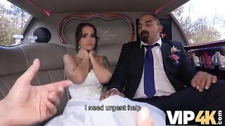 Hot bride allows husband to watch her getting fucked in the limo