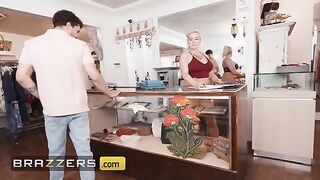 The owner of the boutique Christie Stevens gets fucked by Apollo Banks