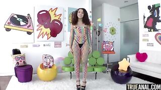 Cute teen Willow Ryder loves anal sex, showcasing her adventurous side in HD