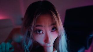 Sexual massage with sexy Asian teen Raya Steele and her talented throat