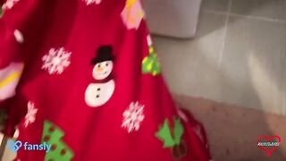 My stepmom was stuck in the washing machine, so our hot sex began