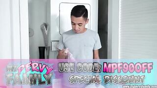 Stepsis asks stepbro to stop cleaning so he can fuck her - Ameena Green - MyPervyFamily