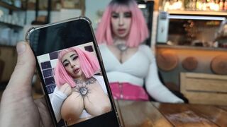A girl was fucking with a waiter in the toilet of the restaurant