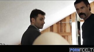 Babe Lily Love fucked by two cocks in intense scene