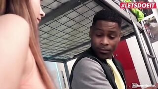 Hot babe Ginebra Bellucci ordered pizza and got a huge cock instead
