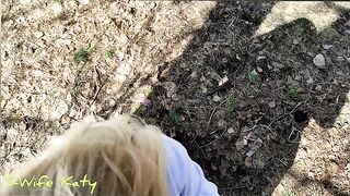A hot girl took a walk and got fucked right in the forest, ending with a cumshot