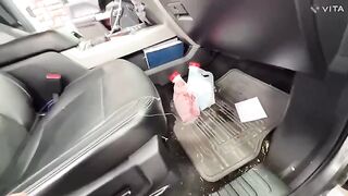 The guy met a girl at the store in the area and fucked her