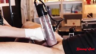 Cock pumping with a vacuum and intense ejaculation release