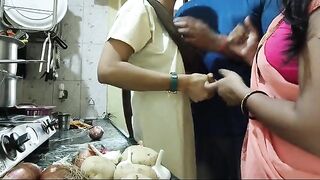 Two guys fucked their friend’s wife in a steamy Mumbai threesome