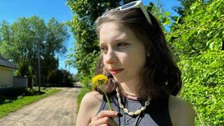 A cute Ukrainian girl agreed to have sex on the street that day