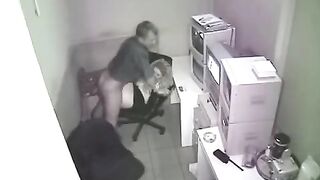 The girl was photographed during sex at work unknowingly