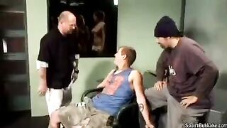Bukakke with a hot woman, she loves to suck dick