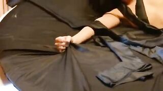 The girl, after a blowjob, spread her legs to be fucked
