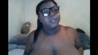 The black woman ended the webcam show with her big boobs
