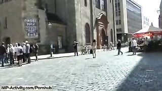 I showed my pussy to the whole public