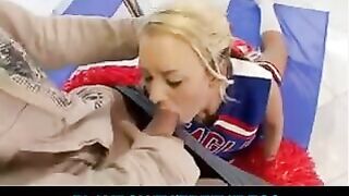 A gymnast has an awesome sex after sitting on a twine, showcasing flexibility
