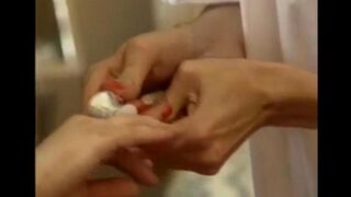 Lesbians fucked each other’s ass holes without any guy