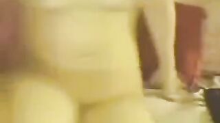 Young Chinese babe masturbating on her webcam show