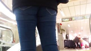 A girl with such a figure is good at sex, especially in this hidden camera scene