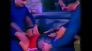 Vintage Italian porn with a threesome scene - Eporn