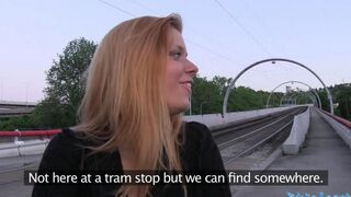 Blonde girl was fucked in the bushes on Karachi by a pickup guy
