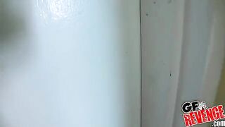 A beautiful and quickie sex in the bathroom with a passionate homemade scene