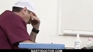The doctor used a speculum to examine the patient's pussy and extend it