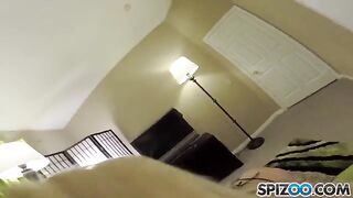Blonde decides to dilute herself for a hundred bucks