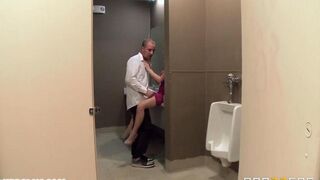 Blonde fucks with a waiter in the restaurant toilet, making cum