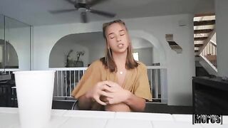 The girl gave a blowjob to the guy in his car