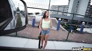 Latina stripper gets a free dick instead of payment for her dance