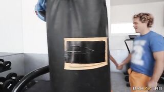 Guy made a present for his wife, fucked her with a friend in the gym